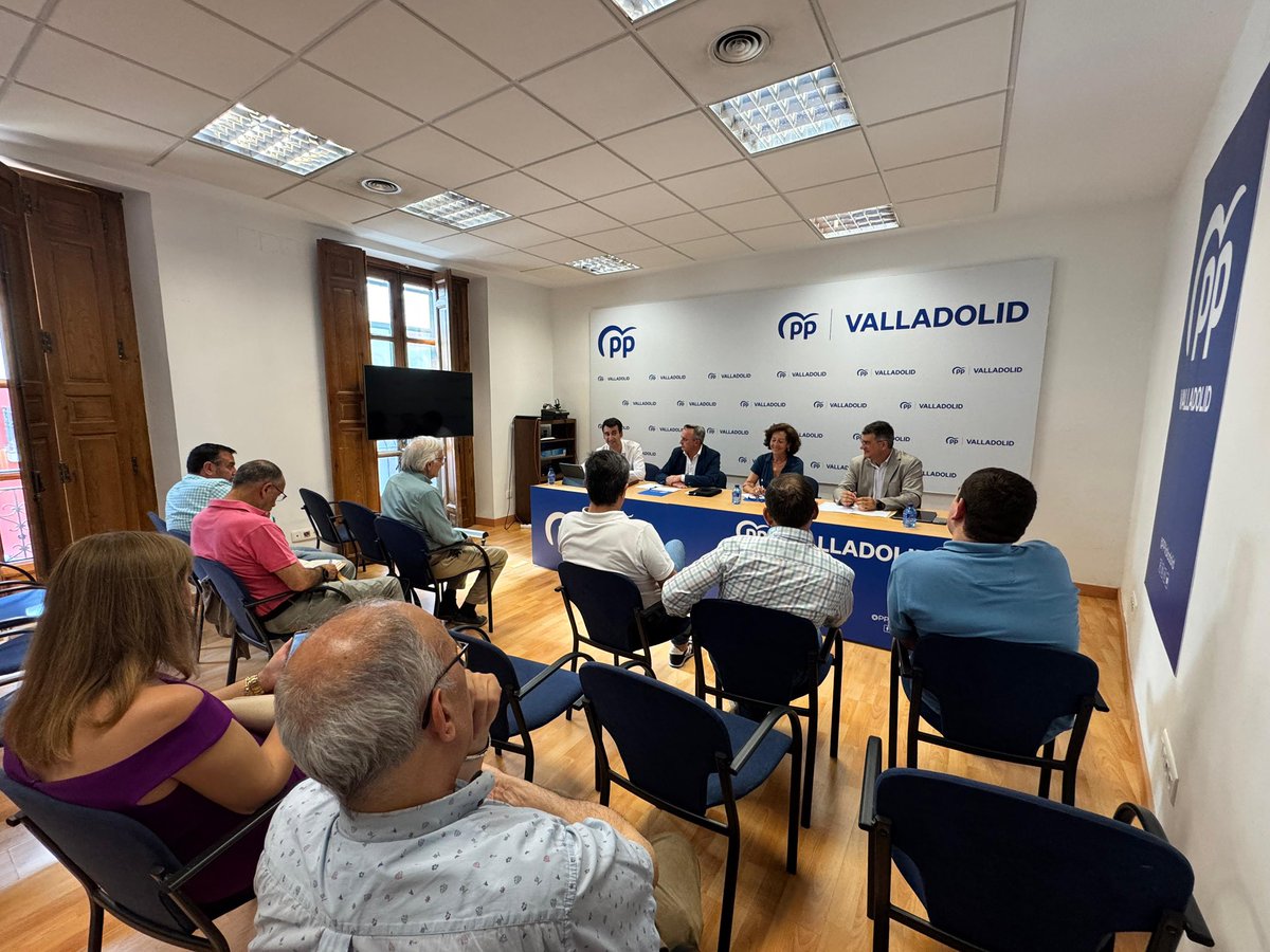 PPValladolid's tweet image. Hoy en Comisión de NNTT, Luis Enrique Ortega vicecsj. de transformación digital de #JCyL destacó la importancia de tener visión de futuro y planificación con el objetivo de mejorar el asentamiento rural, conectando municipios para evolucionarlos a territorios rurales inteligentes