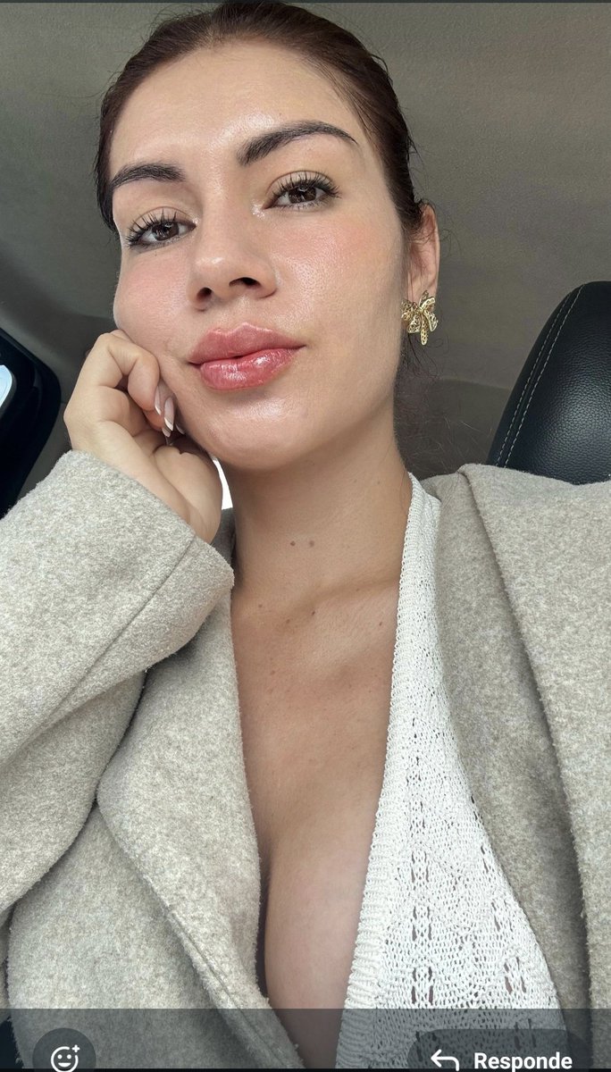 Labios con ganas  ¿De qué? Adivina.