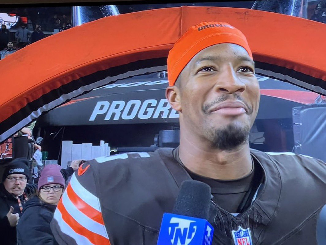 Redbirdriot tweet media