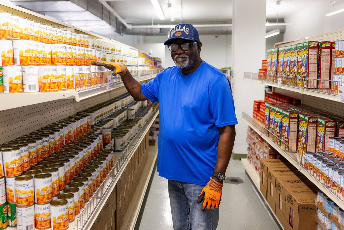 North Texas Food Bank (@ntfb) on Twitter photo Joe's Pantry, run by <a href="/CCofDallas/">Catholic Charities Dallas</a>, is delivering dignity along with food through its client choice pantry. "This is a blessing," says Daniel, a veteran and volunteer who shops for food twice a month.
ow.ly/WpBj50VZyup Joe's Pantry, run by <a href="/CCofDallas/">Catholic Charities Dallas</a>, is delivering dignity along with food through its client choice pantry. "This is a blessing," says Daniel, a veteran and volunteer who shops for food twice a month.
ow.ly/WpBj50VZyup