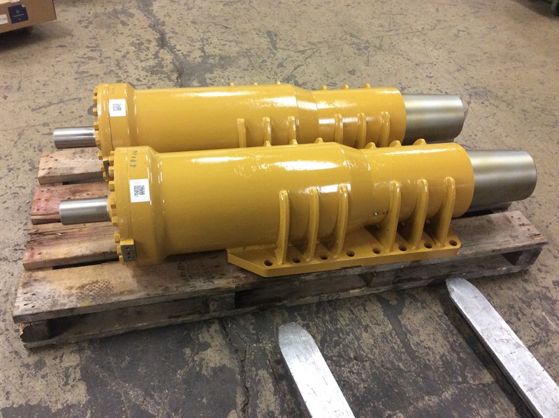 Heavy-Duty Performance Starts Here! 
A fresh set of CAT 777D Front Struts ready to deliver unmatched durability and smooth ride performance for your haul trucks! 

Upgrade your fleet with confidence. Get in touch to check availability or request a quote!

📞 Contact us today