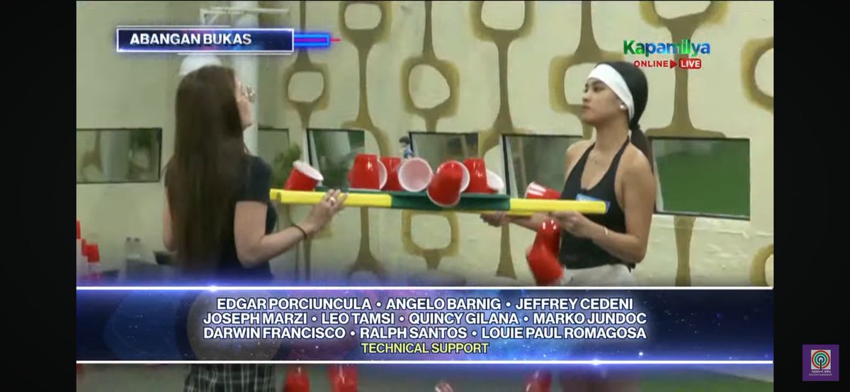 ttltrsh's tweet photo. Kinakabahan ako, parang sasampalin ni Shuvee si Jane 🙈 #PBBCollabAnJaneNaSya #PbbCollabEdition https://t.co/ODogMOSCQH