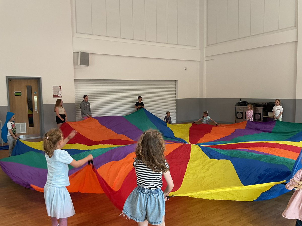 Day 2 at the <a href="/NerrolsSchool/">NerrolsSchool</a> #holidayclub 
It was great to see some new children as well as those returning from yesterday. Hockey, archery, teamwork games and challenges as well as arts and crafts.
