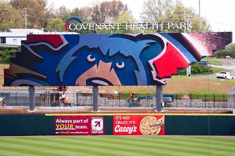 VisuaOfficial's tweet photo. OUR LATEST CASE STUDY IS HOT OFF THE PRESS! CHECK OUT OUR PROJECT FOR @smokiesbaseball NOW!⚾️🎉🖨️ 
https://t.co/UghXsqhlFe https://t.co/skRk2p4MGj