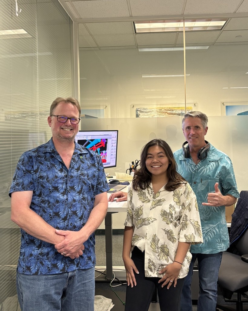 We brought a touch of the tropics to work last Friday! 🌴🌺 Our Spirit Month's Hawaiian theme filled the workplace with vibrant energy and amazing team spirit.

#Thermanews #ImagineDesignBuild #SolutionsProvider #MechanicalContractor #wearelegence