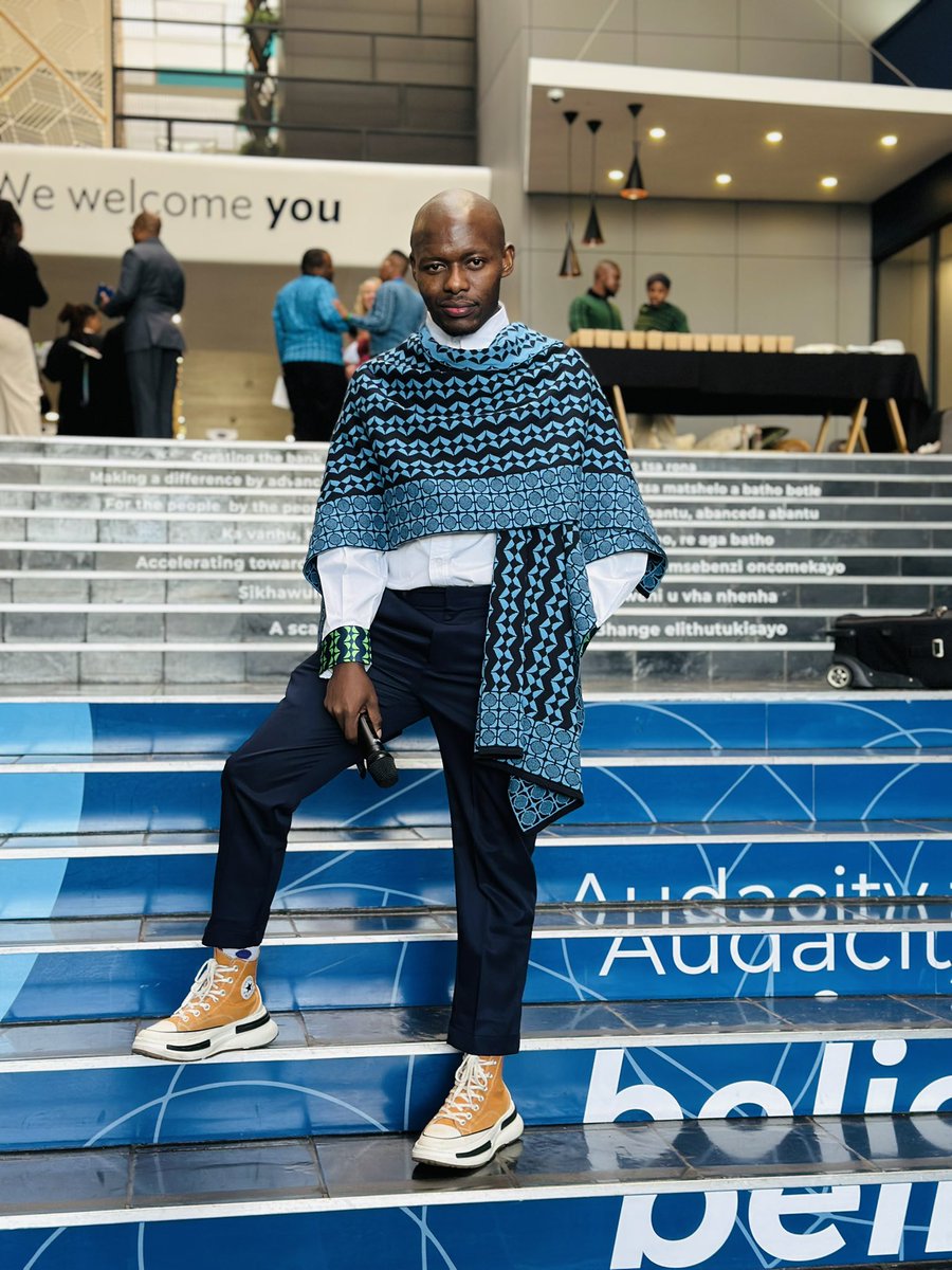 SenzOw_'s tweet image. So I Did A Lil Thing With @AfricanBank today 🥹🫶🏾✨

Superbly Dressed by @Khosinkosi 🪡

#Fashionablebanking #africanbank #audacitytobelieve💚💙