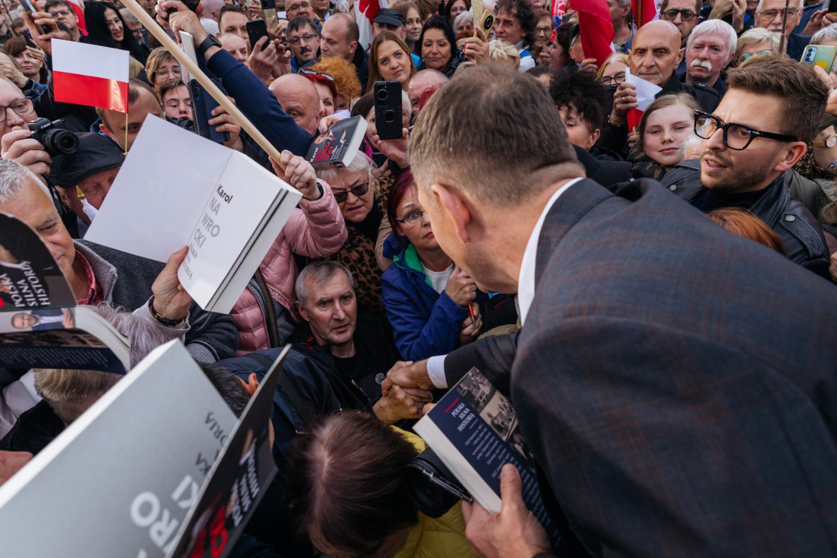 Karol Nawrocki tweet media