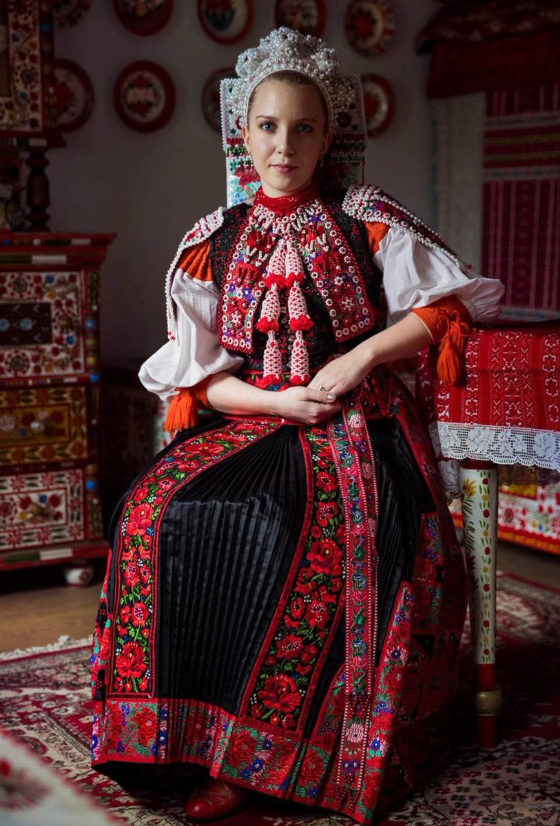 Hungarian folk clothing from Kalotaszeg, Transylvania, Romania.
