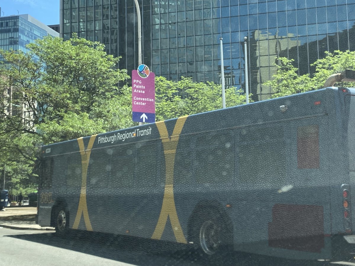 mobilifyswpa's tweet image. VIDEO: We recently hosted a virtual forum re: the importance of funding #publictransit across PA.
Big THX 2 @SenWilliamsPA, @RepAbney, @ms_eagan of @PGHtransit & Eos Energy 4 sharing their perspectives!
Missed it? Watch here: tinyurl.com/8esw42hh
#saveourservice