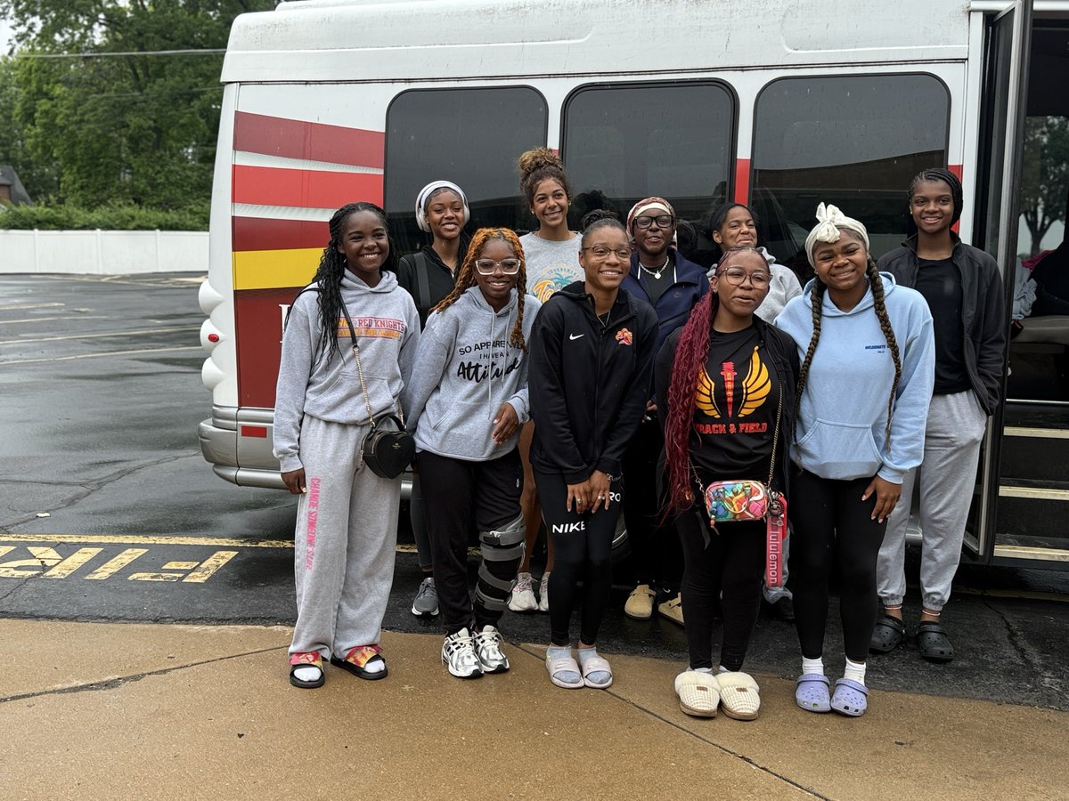 Fueled up &amp; Snacks ready!! Hitting the road…Jeff City here we come! #StateBound