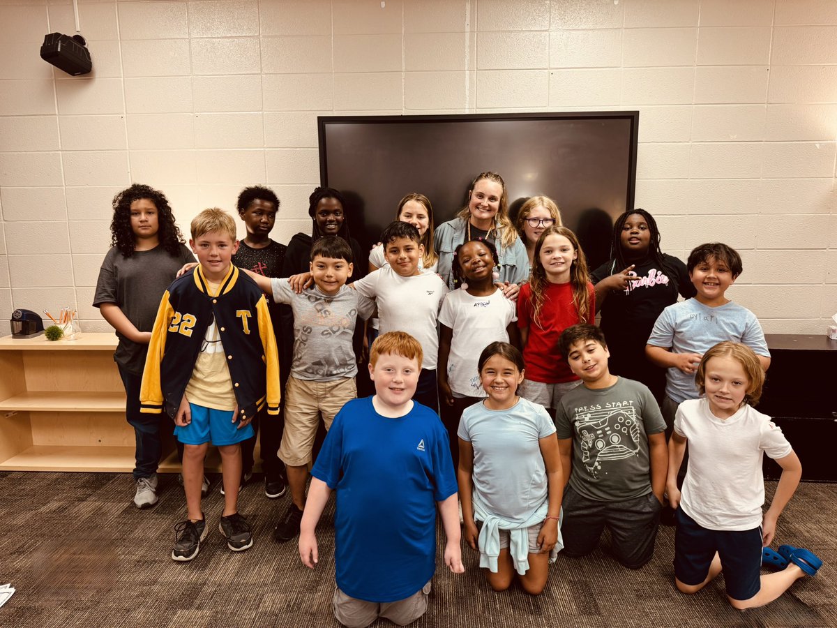 Tara Cruz, M. Ed. (@taracruz_ege) on Twitter photo This is true happiness, joy, and love! 💚
I'm honored to have shared this journey with such an exceptional group of students who have forever left a mark on my heart. ✨
Year 9, that’s a wrap! 👏🏼
<a href="/HumbleISD_EGE/">Elm Grove Elementary</a> This is true happiness, joy, and love! 💚
I'm honored to have shared this journey with such an exceptional group of students who have forever left a mark on my heart. ✨
Year 9, that’s a wrap! 👏🏼
<a href="/HumbleISD_EGE/">Elm Grove Elementary</a>