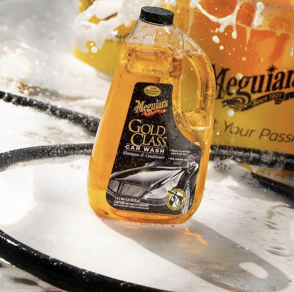 Are you washing this long weekend? What's your favorite Meguiar's car wash?
Gold Class Car Wash gently cleans, preserves preexisting wax, and has extra conditioners to enhance shine!

Time for wash!
s.meguiars.com/aqtzzszh

#meguiars #carwash #detailing #ReflectYourPassion