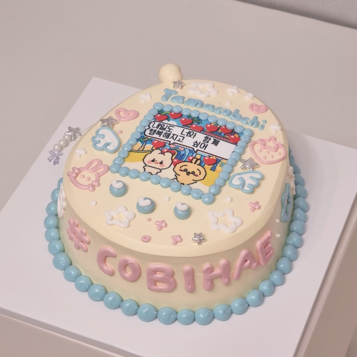 craveTimbit's tweet photo. 콥아 생일 축하해
내일도 너와 함께 행복해지고 싶어 https://t.co/hv9luOs6fV