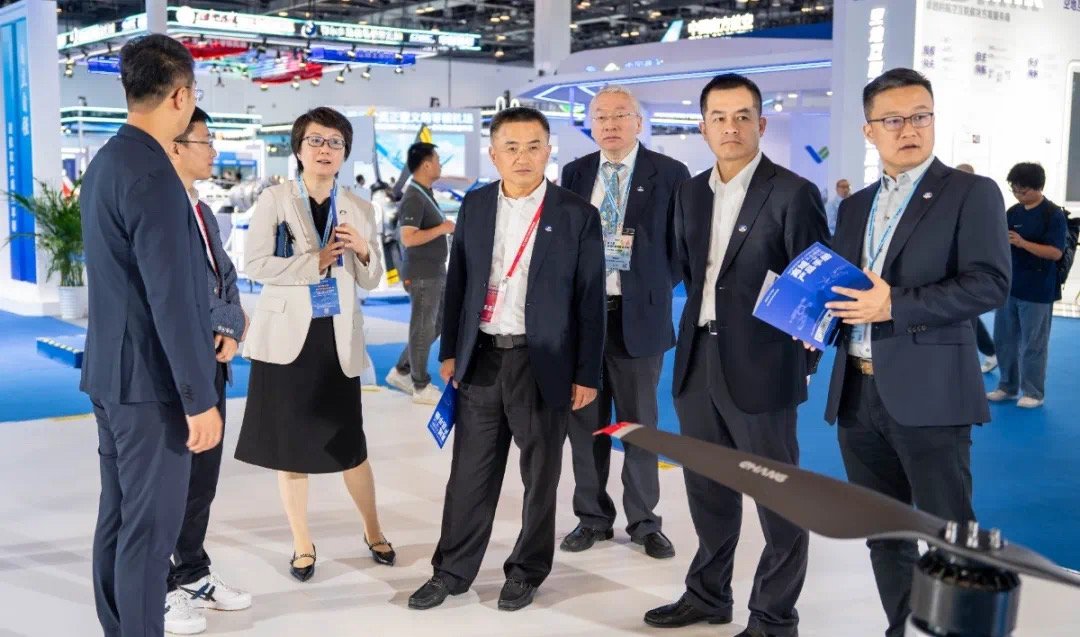 ehang's tweet photo. From May 26–28, the 3rd China Technology and Education in Civil Aviation was held in Beijing. EHang, a pioneer in the low-altitude economy, made a powerful presence in the newly established Low-Altitude Economy Zone, drawing wide attention with its flagship AAVs: the EH216-S human-carring pioltless evtol and the EH216-F for firefighting .

🚁 The EH216-S has achieved over 66,000 safe flights across 19 countries with zero accidents, demonstrating its exceptional safety and commercial potential. The EH216-F is designed for high-rise fire rescue missions, offering fast response, high efficiency, and safe remote operation.

🚀 At the expo, EHang also revealed major progress on its next-generation long-range tilt-rotor eVTOL, the VT-35:

“VT35 Certification and Production Progress EHang’s VT35, a next-generation long-range lift-and-cruise pilotless eVTOL and upgraded version of the VT30, is in the process of applying for China’s certification. The CAAC has accepted its Type Certification application.  EHang plans to unveil the VT35 in the third quarter of 2025.”

During the event, Han Jun, Deputy Administrator of the CAAC, visited the EHang booth and praised the company’s continued leadership in autonomous aviation, airworthiness certification, and safe operations.

EHang remains committed to safety-driven innovation, accelerating the technological and commercial development of the low-altitude economy and building a safe, intelligent, and sustainable Urban Air Mobility (UAM) ecosystem.

#EHang #EH216 #VT35 #eVTOL #LowAltitudeEconomy #UAM #FutureMobility #CivilAviation #AutonomousFlight #SmartTransportation