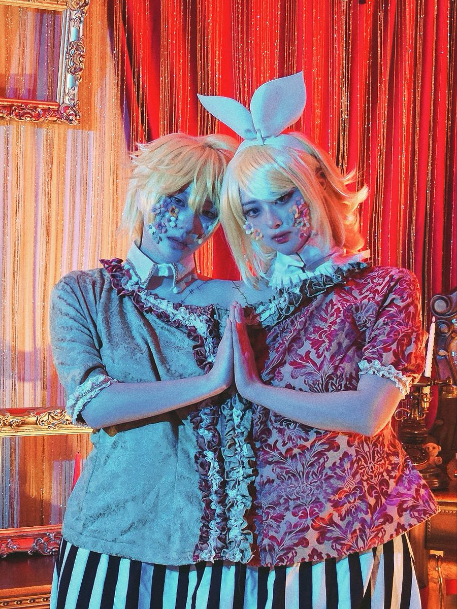 어서오세요 
어두운 숲의 서커스에🎪