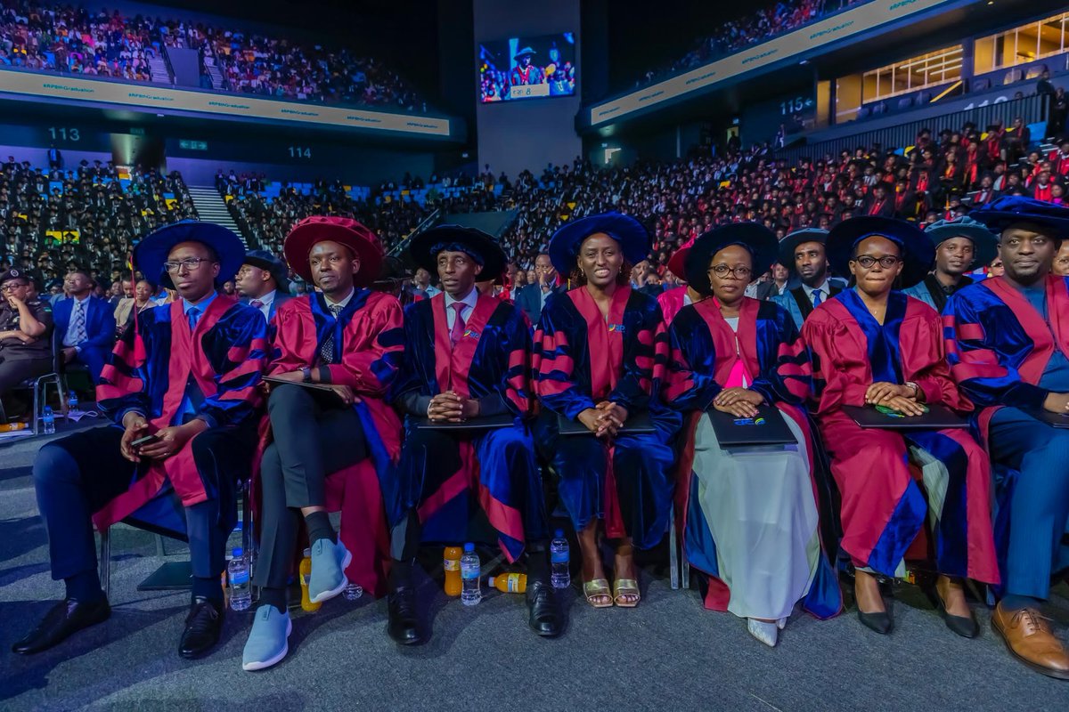 Tumba_College's tweet photo. Today marked a major milestone @RwandaPolytec as it celebrated its 8th Graduation Ceremony (#RP8thGraduation), honoring the achievements of 4,562 graduates who were awarded Advanced Diplomas and Bachelor of Technology Degrees. https://t.co/wsVIMYIDya