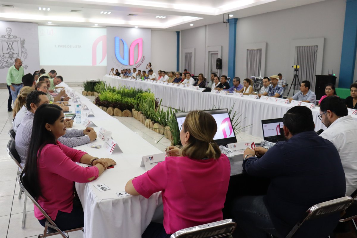 Infocol_Col's tweet photo. Encabezada por la Presidenta Municipal de Villa de Álvarez Esther Gutiérrez, se realizó  la Segunda Sesión Extraordinaria del Comité de Planeación para el Desarrollo del Municipio (COPLADEMUN), 🙋🏼 en la que estuvo presente la Comisionada Presidenta del Infocol Paulina Urzúa https://t.co/JqYfkHOFQs