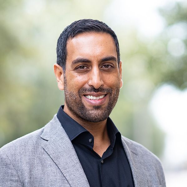 We’re excited to celebrate Dr. <a href="/GaganWig/">Gagan Wig</a>, honored as one of UTD’s FRIENDs of Research by the Office of Research and Innovation! His work advancing our understanding of the brain and how it changes with age drives forward the work we do at the CVL. #UTDallas #CVL #Research