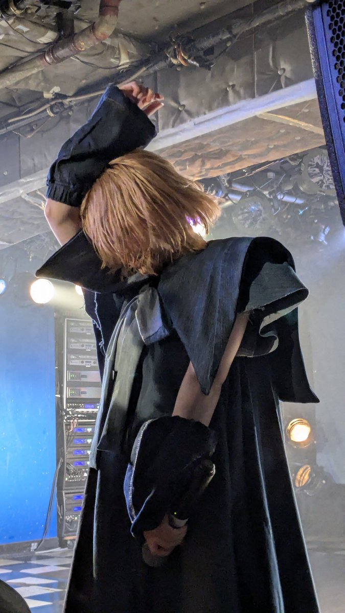 ShunDempa's tweet photo. 2025.05.02
BLUEGOATS @新宿LOFT
チャンチー https://t.co/lwG7bMoY38