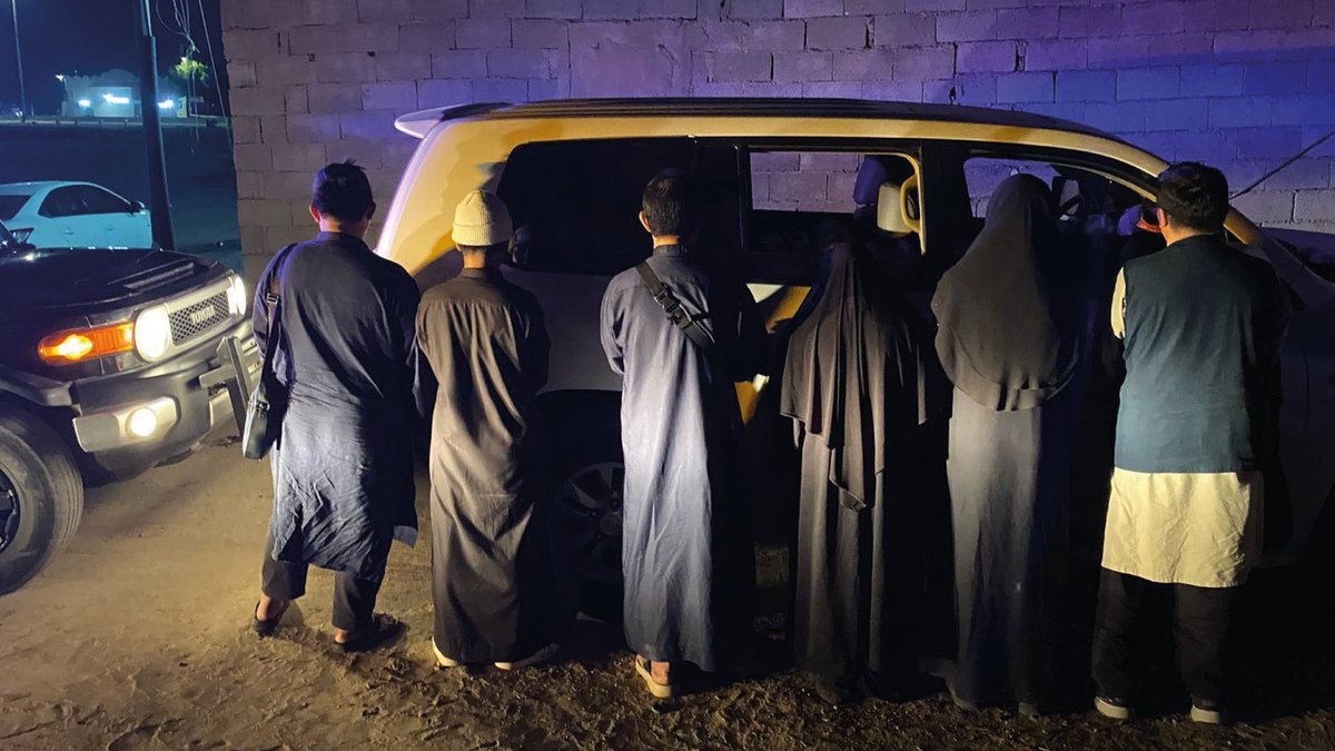 يحملون تأشيرات سياحية..

قوات أمن الحج تضبط 6 وافدين من حاملي تأشيرات الزيارة لمخالفتهم أنظمة وتعليمات الحج بمحاولتهم الدخول إلى مكة.

-