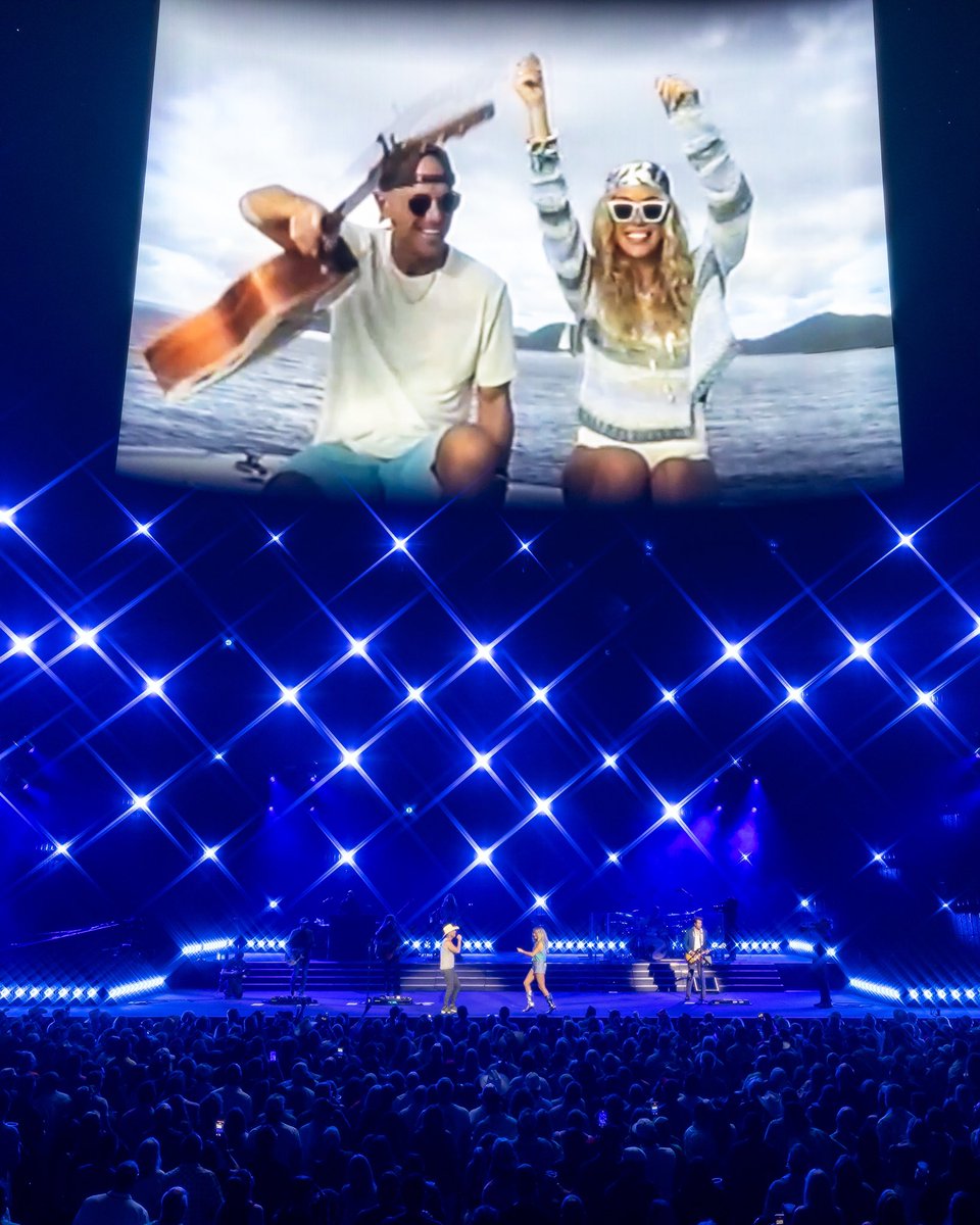 Kenny Chesney (@kennychesney) on Twitter photo You Had To Be There last night at Sphere in Vegas. <a href="/_megmoroney/">Megan Moroney</a> and I sang our song for the first time live. It felt amazing to share the stage with her again.
Thank you Megan for being there. You lit up the room. Love you. 💙🌴💙
KC
📸: <a href="/AliveCoverage/">Alive Coverage</a> You Had To Be There last night at Sphere in Vegas. <a href="/_megmoroney/">Megan Moroney</a> and I sang our song for the first time live. It felt amazing to share the stage with her again.
Thank you Megan for being there. You lit up the room. Love you. 💙🌴💙
KC
📸: <a href="/AliveCoverage/">Alive Coverage</a>