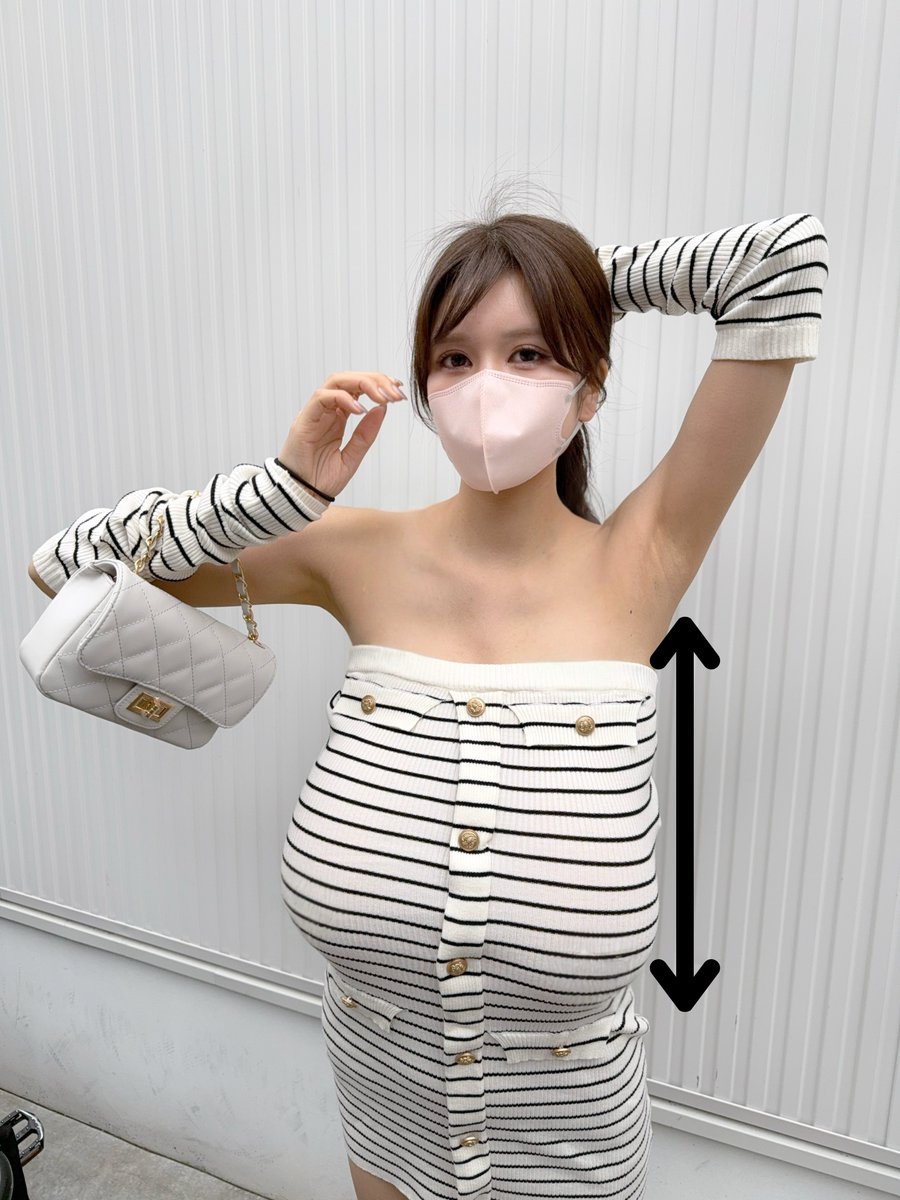 乳の長さ当てた人にノー ◯ラ写真送ります