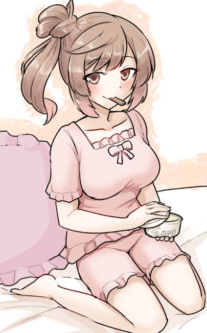 寝巻で夜食アイス
#毎月30日はさとうささらの日 