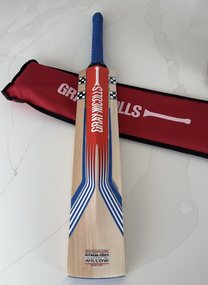 M8DrivingFerguslie CC (@fergusliecc) on Twitter photo Auction Prize 3 🎁
Current Bid: £125 (RRP: £280)
Weight: 2lb 11oz
Images of the bat below ⬇️
A huge thank you to <a href="/graynics/">Gray-Nicolls</a> and George Munsey for generously donating this top-quality bat to the raffle! 🙌
All proceeds go directly to The Brain Tumour Charity and Marie Curie 🎗️ Auction Prize 3 🎁
Current Bid: £125 (RRP: £280)
Weight: 2lb 11oz
Images of the bat below ⬇️
A huge thank you to <a href="/graynics/">Gray-Nicolls</a> and George Munsey for generously donating this top-quality bat to the raffle! 🙌
All proceeds go directly to The Brain Tumour Charity and Marie Curie 🎗️