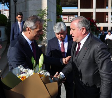 Gençlik ve Spor Bakanı Osman Aşkın Bak Sakarya’da