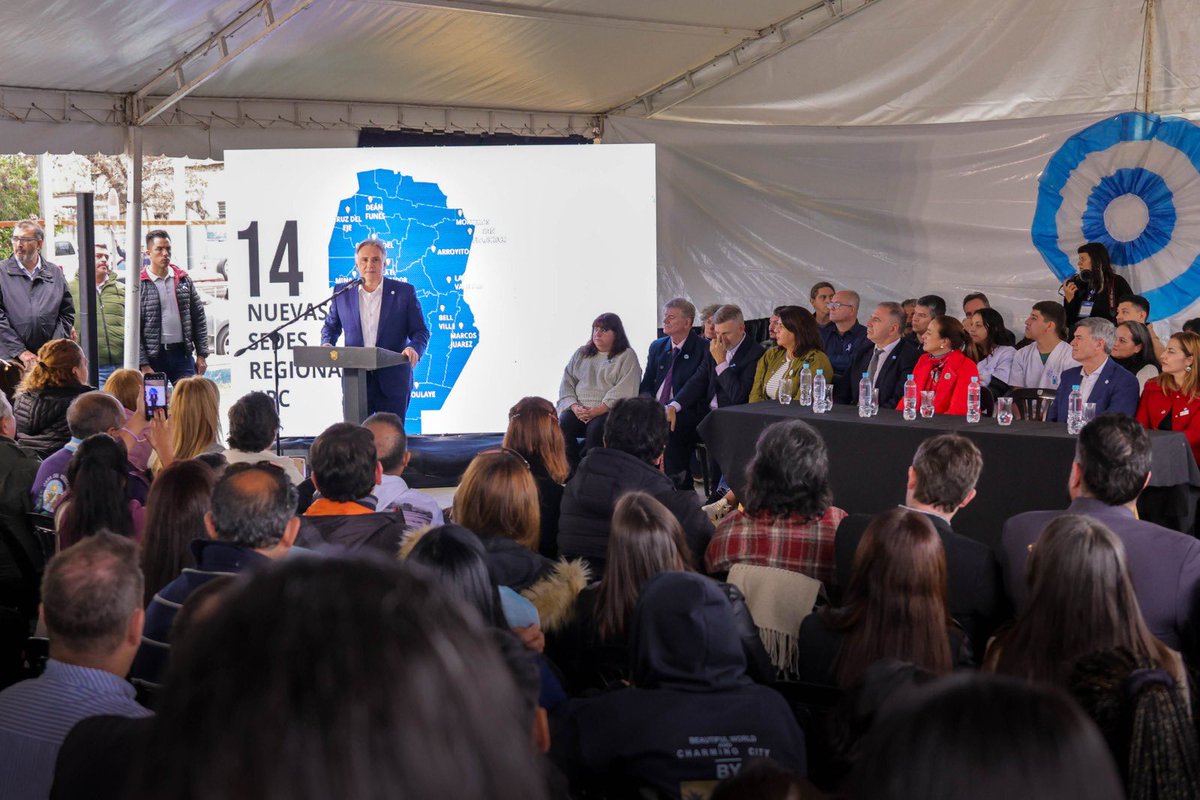 📚 Más educación es progreso. 
El gobernador <a href="/MartinLlaryora/">Martín Llaryora</a> anunció que la Universidad Provincial de #Córdoba tendrá una sede en #VillaElLibertador.

La Regional Zona Sur tendrá licenciaturas con titulación intermedia, y se abrirán nuevas ofertas académicas de jerarquía 👩‍🎓📚.