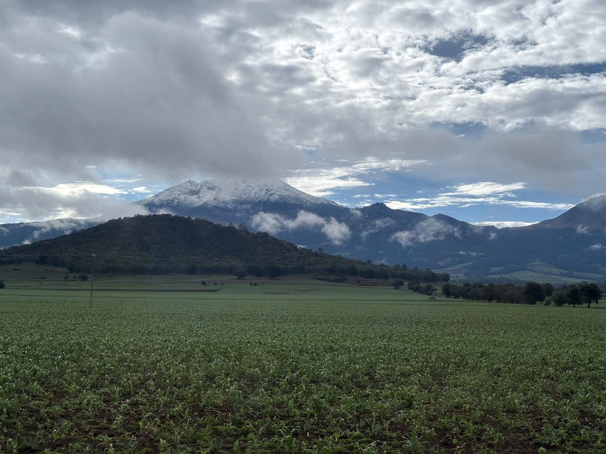 rparraguirre's tweet image. Saludos @elotroduarte @ruleiro. Que más  #PoderosoDelux que hoy cómo amaneció el #citlaltepetl