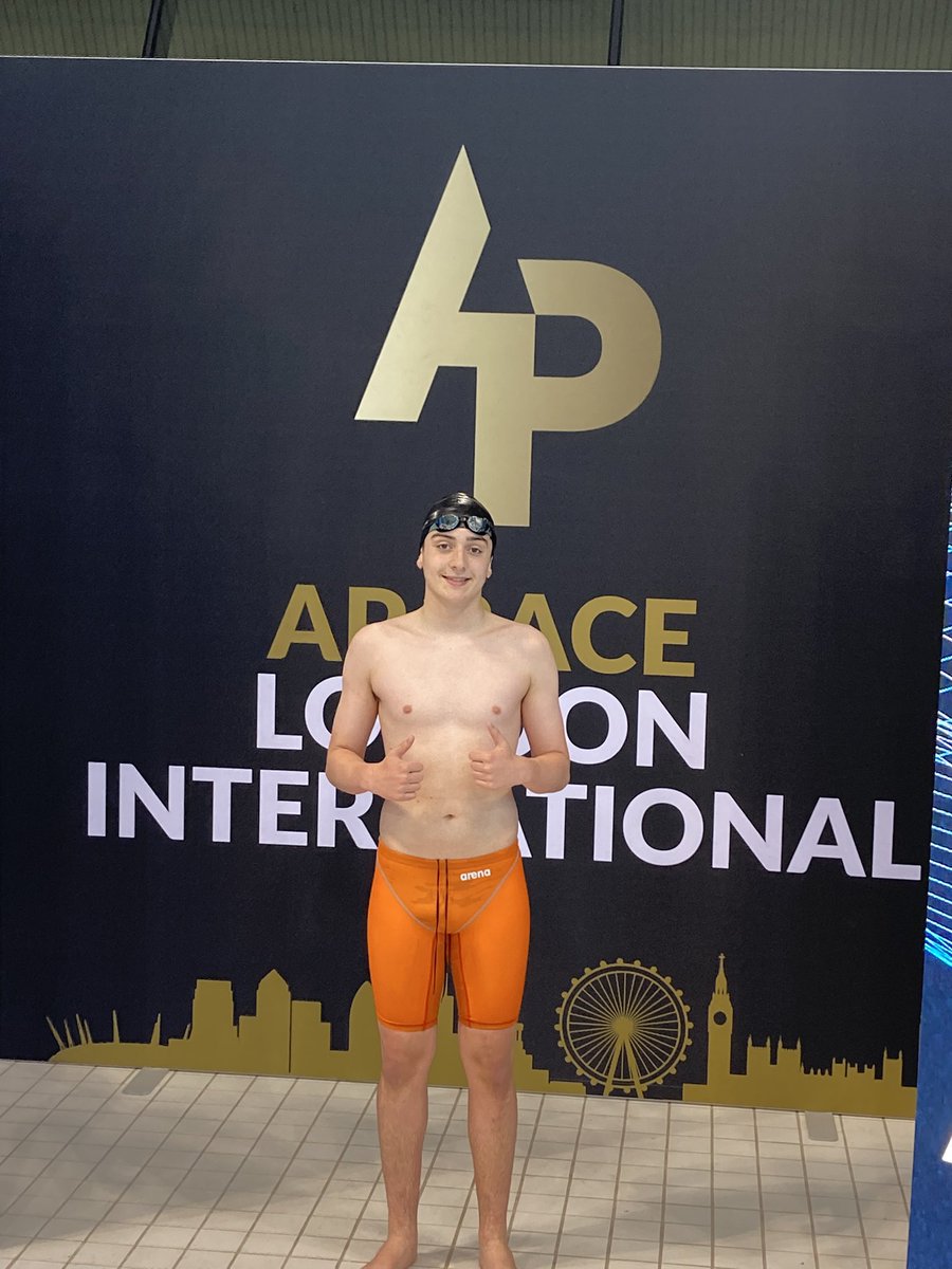 LondonFin Swimming Club tweet media