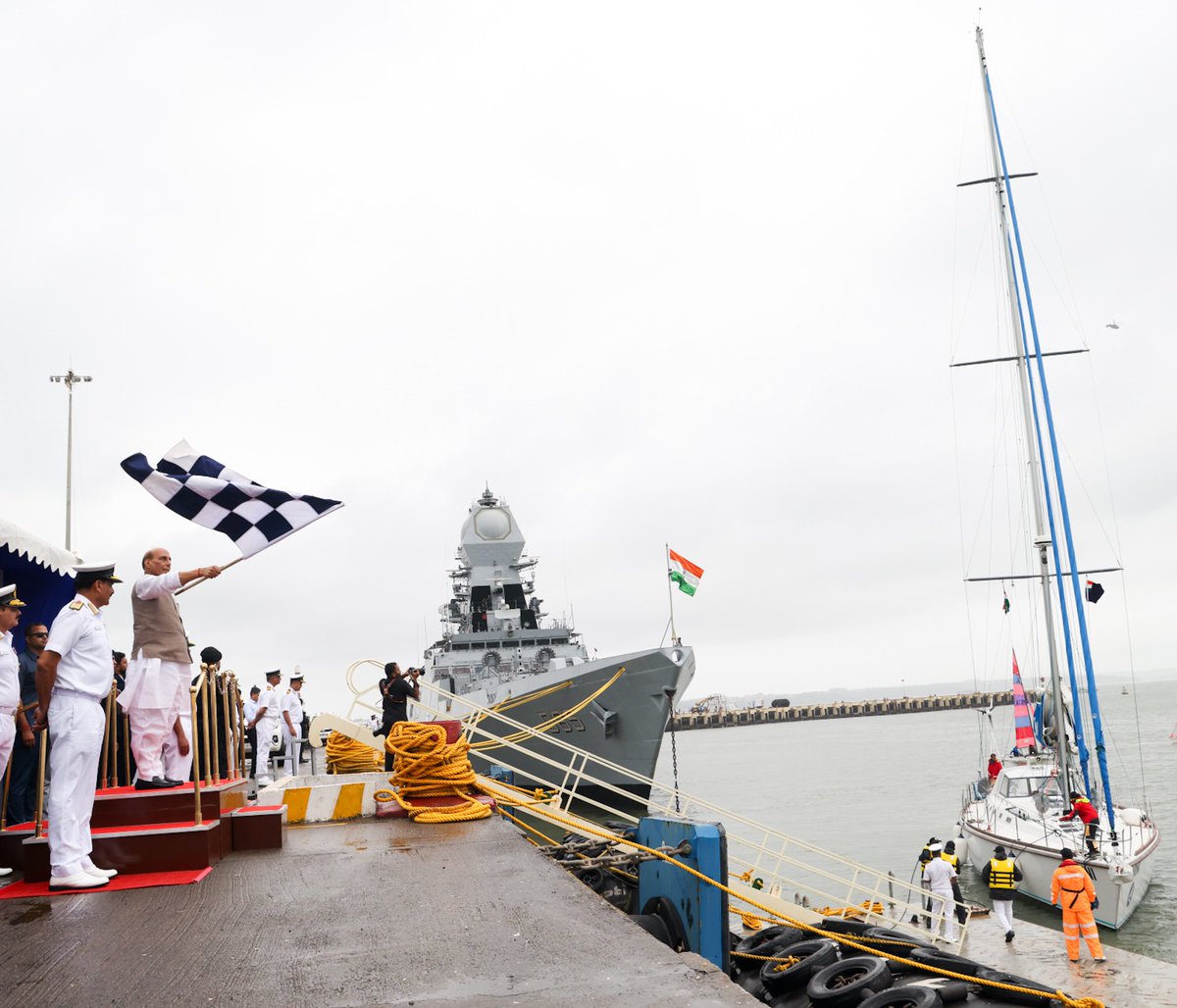 SpokespersonNavy tweet media