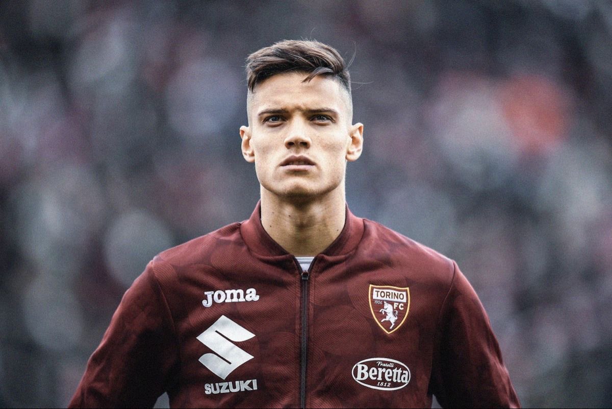 devil_acm's tweet image. Il Milan ha un accordo con il ragazzo ormai da tempo.
Per chiudere si aspettava l’arrivo del nuovo DS e del nuovo allenatore.
Se arriverà quindi l’ok Di Tare e Allegri (salvo folli richieste da parte di Cairo)
Ricci sarà un nuovo giocatore del Milan