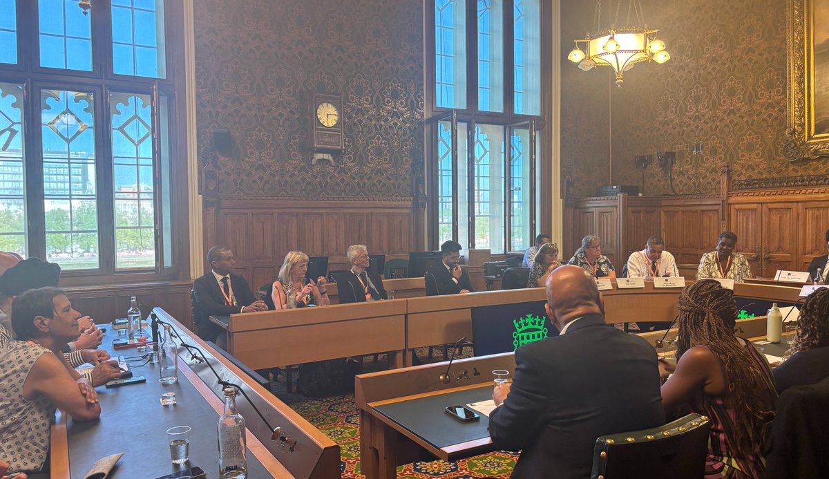After discussing how Obstructive Sleep Apnoea can cause dementia-like symptoms, our panel of health experts gathered in Parliament to explore another critical connection — the links between OSA and cancer.

Spotting the signs and understanding these links are vital to ensure