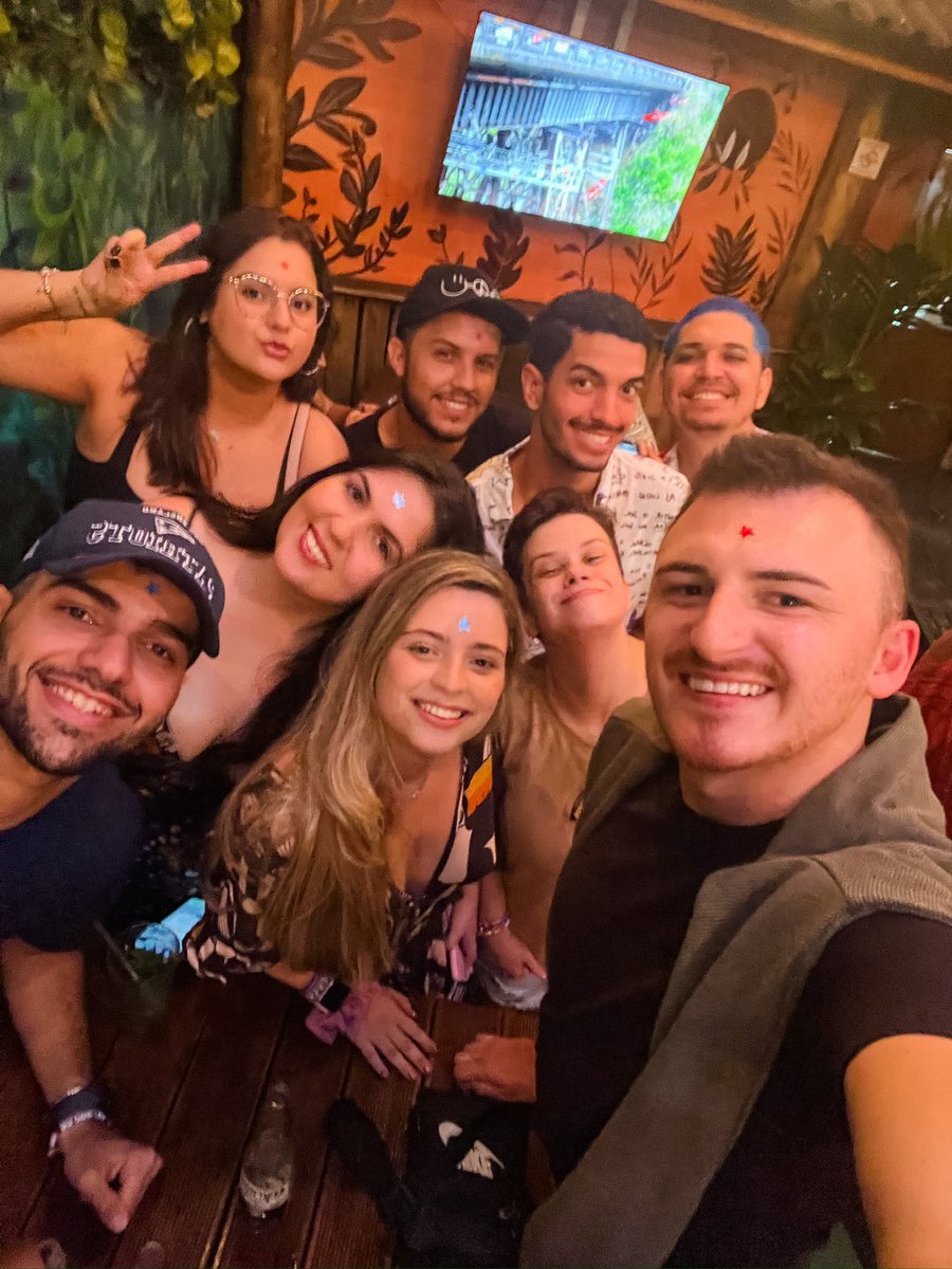 luandb's tweet photo. #tbt do encontro de #anyfans em novembro/23. 🇧🇷❤️‍🩹 @anahi ⭐️✨ https://t.co/ipicPRKooq