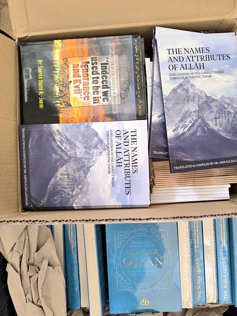 Oxford Salafi Dawah (@oxford_dawah) on Twitter photo May Allāh reward our beloved Mashāyikh <a href="/AbuIyaadSP/">Abu Iyaad</a> <a href="/AbuKhadeejahSP/">Abu Khadeejah SP</a> <a href="/Abdulilah_UK/">Dr. Abdulilah Lahmami</a> for their efforts in compiling, translating and disseminating knowledge. Alhamdulillāh many of their beneficial works were distributed to the beautiful community here in Barbados. May Allāh reward our beloved Mashāyikh <a href="/AbuIyaadSP/">Abu Iyaad</a> <a href="/AbuKhadeejahSP/">Abu Khadeejah SP</a> <a href="/Abdulilah_UK/">Dr. Abdulilah Lahmami</a> for their efforts in compiling, translating and disseminating knowledge. Alhamdulillāh many of their beneficial works were distributed to the beautiful community here in Barbados.