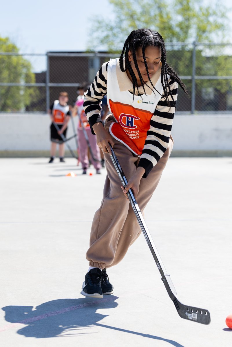 Fondation des Canadiens pour l'enfance (@chcfondation) on Twitter photo What six short weeks can do for kids!
From Montréal-Nord to Val-d’Or, our BLEU BLANC BOUGE program is getting youth active through ball hockey! Presented in partnership with <a href="/SunLifeQC/">Sun Life Québec</a> and held on our multi-purpose, all-season rinks. What six short weeks can do for kids!
From Montréal-Nord to Val-d’Or, our BLEU BLANC BOUGE program is getting youth active through ball hockey! Presented in partnership with <a href="/SunLifeQC/">Sun Life Québec</a> and held on our multi-purpose, all-season rinks.