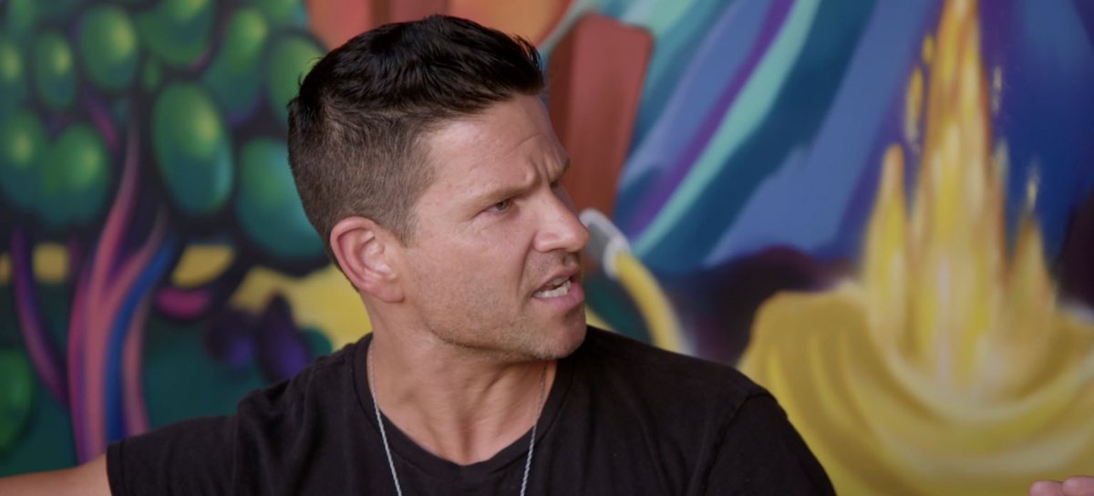 ☀️ episode 7 recap is out! ☀️

this season of #TheValley is shaping up to be a lesson in the ways victims of sexual harassment and assault are pressured from all sides, by men and women alike, to not advocate for themselves

leslieye.com/the-valley-sea…