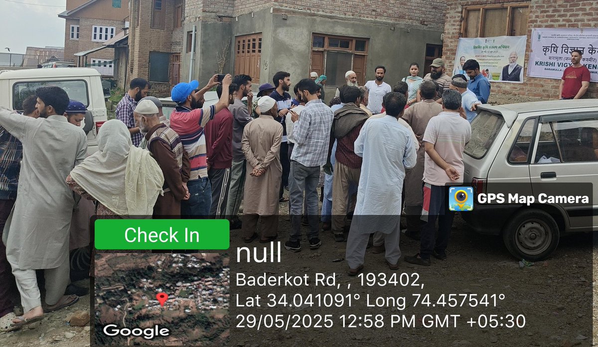 (2) .In continuation to todays programme #ViksitKrishiSankalpAbhiyaan , some more glimpses from our three teams of scientists in 2 blocks and 9 villages covering farmers from 27 villages. 
#PMOIndia #VKSA #