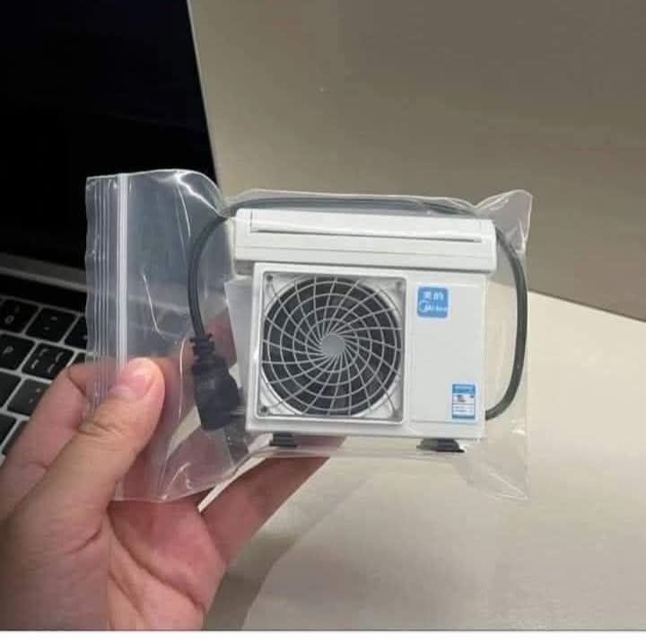 Pi Coin miners be like:
“Man, I’ve been tapping that lightning button longer than I’ve held my last relationship... and I still ain’t migrated.”
#Picoin #picoinlisting #めおと日和