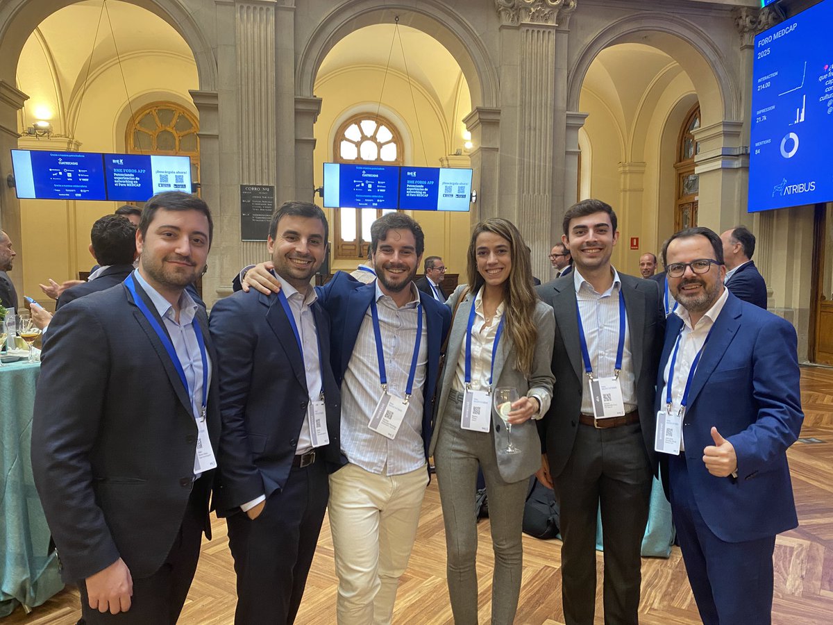 Otro año más en #ForoMedCap con grandes compañeros del sector 📈