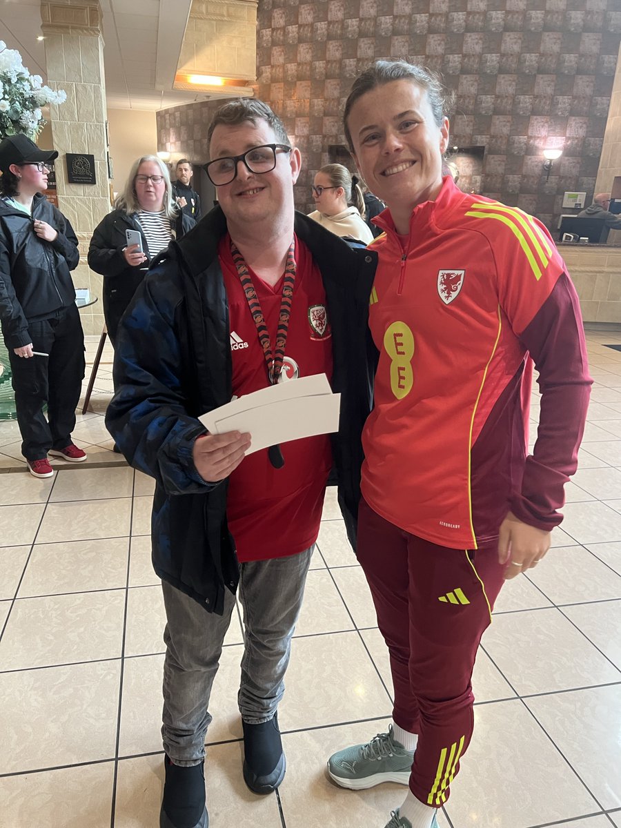 This week Owain, a person we support, got the opportunity to meet the Wales women's football team. ⚽

Owain had a brilliant time meeting some of his favourite players, getting their signatures and watching them train!

A big thank you to everyone involved! 
@fawales