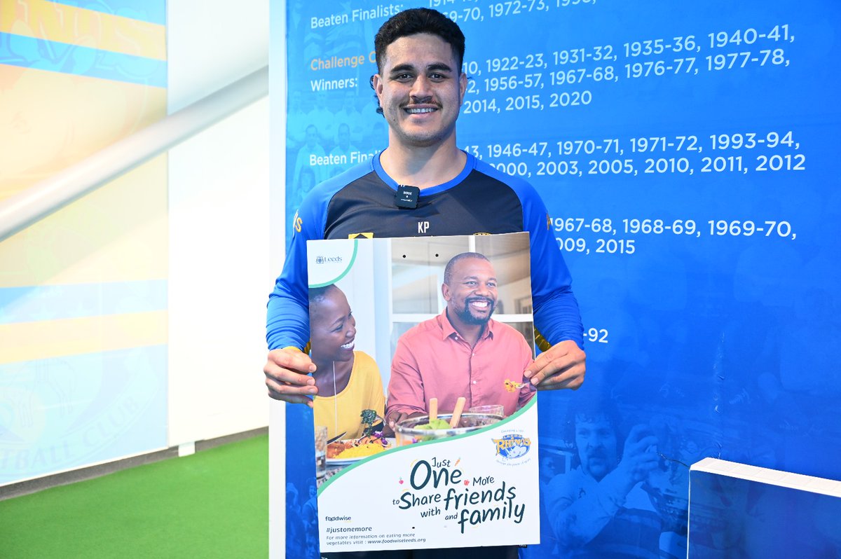 RugbyLeeds's tweet image. Rhinos stars are backing the #JustOneMore campaign – are you?

Adding just one more vegetable to your day can make a real difference to your health 🥦

Find out more and access resources here 👉 tr.ee/zavE0K