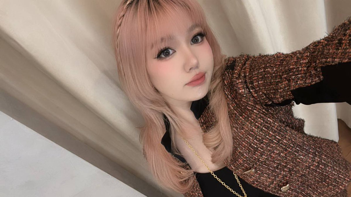 💋 | 3/3 de selfie hoje 😍

#DOLLA #idolla #DOLLABRASIL