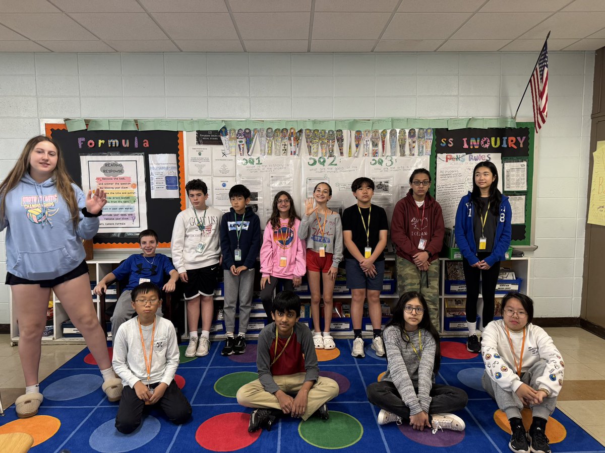 Mrs.ComensClass (@comensclass) on Twitter photo My MAP class had an amazing opportunity to be penpals with students in Ukraine this year. We wrote letters introducing ourselves and asking questions to better get to know other middle school students around the world! π πΊπ¦ βοΈ <a href="/POBSchools/">POB Schools</a> My MAP class had an amazing opportunity to be penpals with students in Ukraine this year. We wrote letters introducing ourselves and asking questions to better get to know other middle school students around the world! π πΊπ¦ βοΈ <a href="/POBSchools/">POB Schools</a>