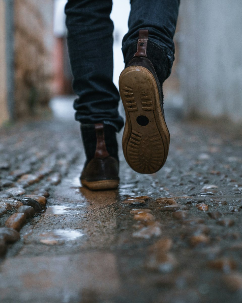 bengreenfield's tweet photo. Taking 4-minute walking breaks every hour after aerobic exercise reduced non-HDL cholesterol more than just prolonged sitting after aerobic exercise: https://t.co/56oXujyWmV https://t.co/cv8n0vq26v