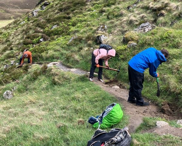 #GlenClova was the location for our 2 Path Maintenance #Volunteering days this week.  A group of six volunteers cleaned out and fixed 155 drainage features on the Corrie Fee &amp; Kilbo paths.  They cleared sections of stone pitching covered by vegetation &amp; loose material. Thanks!