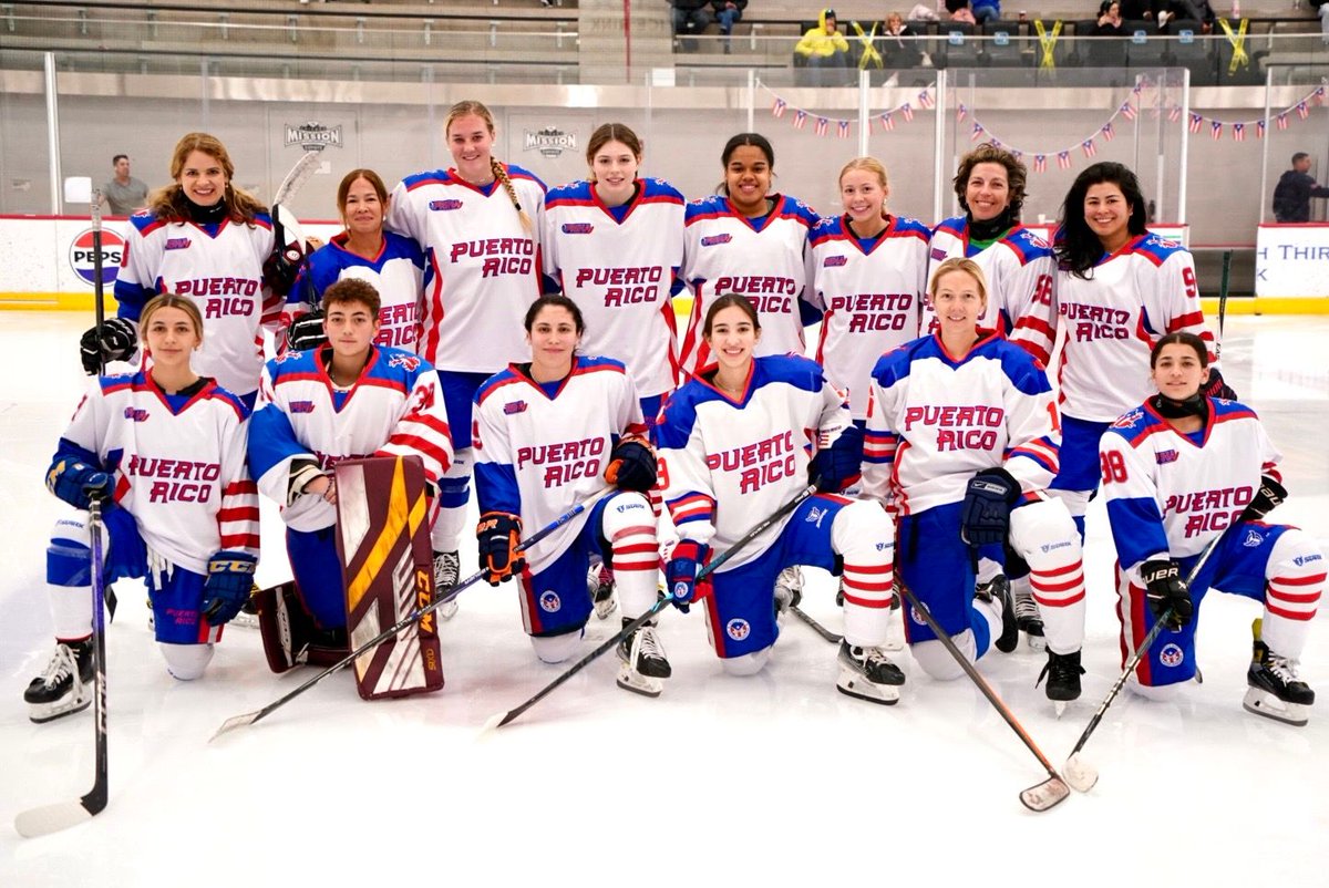 #SniderHockey &amp; Education student Reilly Love is competing for Team Puerto Rico in the Dream Nations Cup this week. Last night, Reilly scored a goal in her team's 2-1 victory over South Korea! Way to go, Reilly!