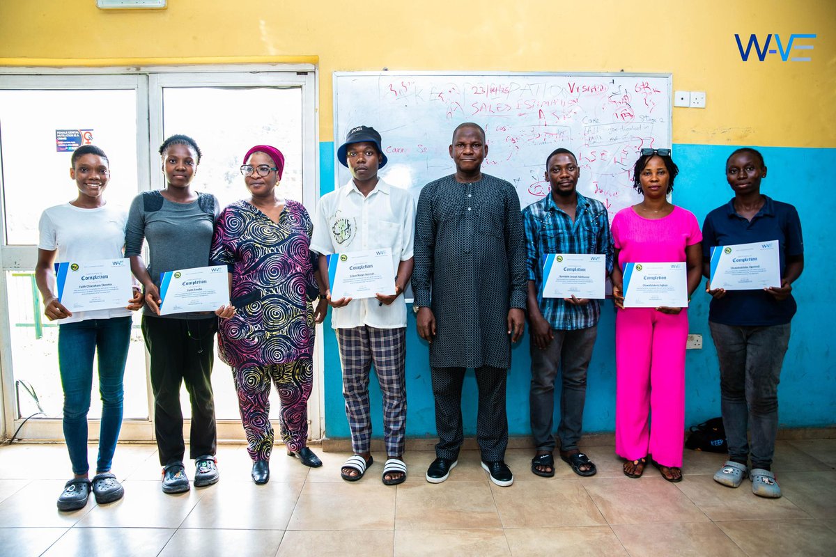 waveacademies's tweet image. We recently celebrated the graduation of a new set of trainees empowered through our partnership with the Lagos State Ministry of Women Affairs and Poverty Alleviation (WAPA).

#YouthEmpowerment #WorkReady